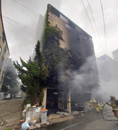 다가구 주택 화재 [인천소방본부 제공]